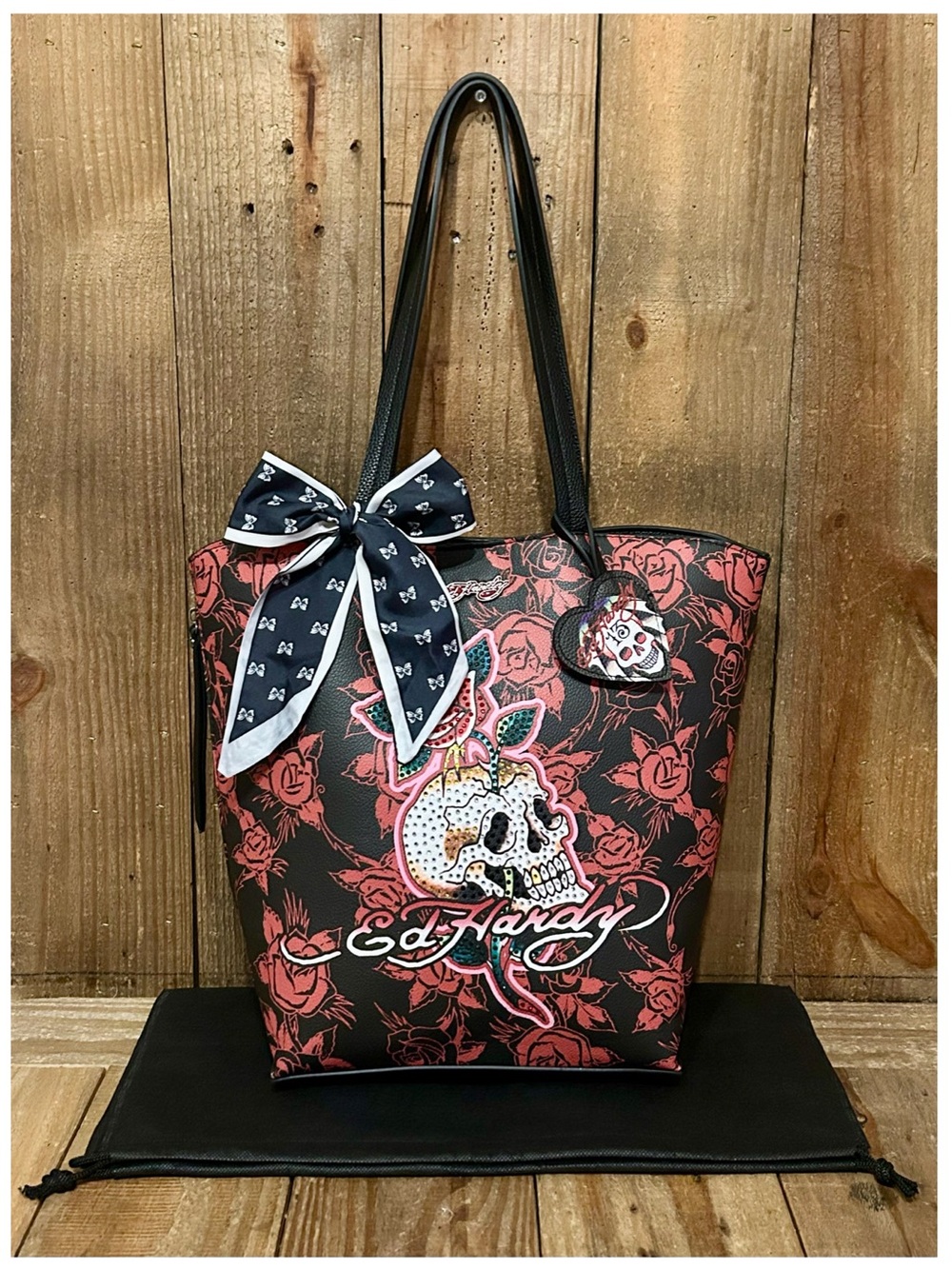 Ed Hardy. Skull and Roses Tote Bag with Free Bag Scarf & Dust Bag. - Picture 16 of 16